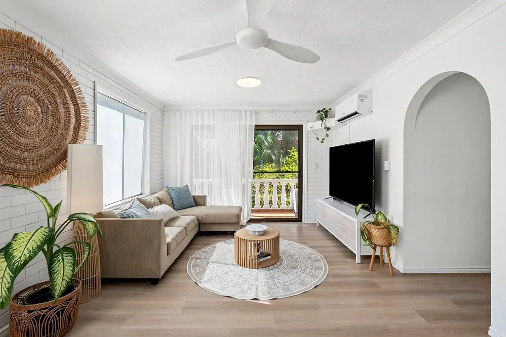 4/6 Genoa Street, Surfers Paradise, QLD 4217