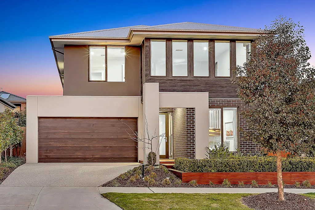 Beautiful Ex-Display Home featuring 5 Living Zones.
