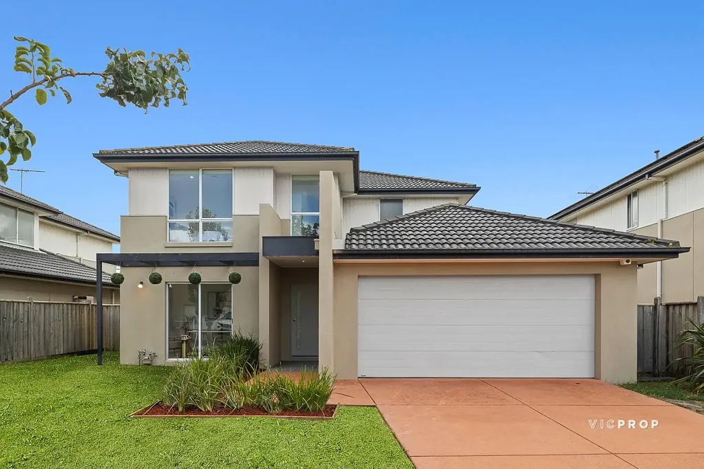 16 Montclair Street, Point Cook, VIC 3030