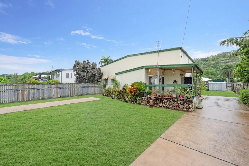 513 Stuart Drive, Stuart, QLD 4811