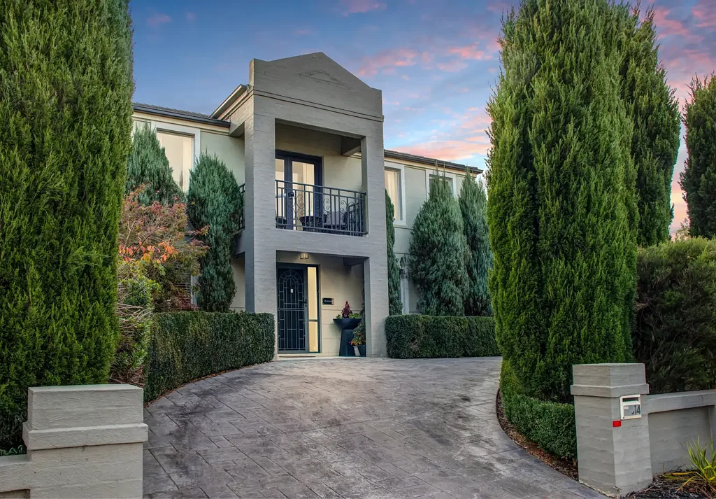 Bowral 4 Bedroom A Private Haven Offering Elevated Family Living in East Bowral