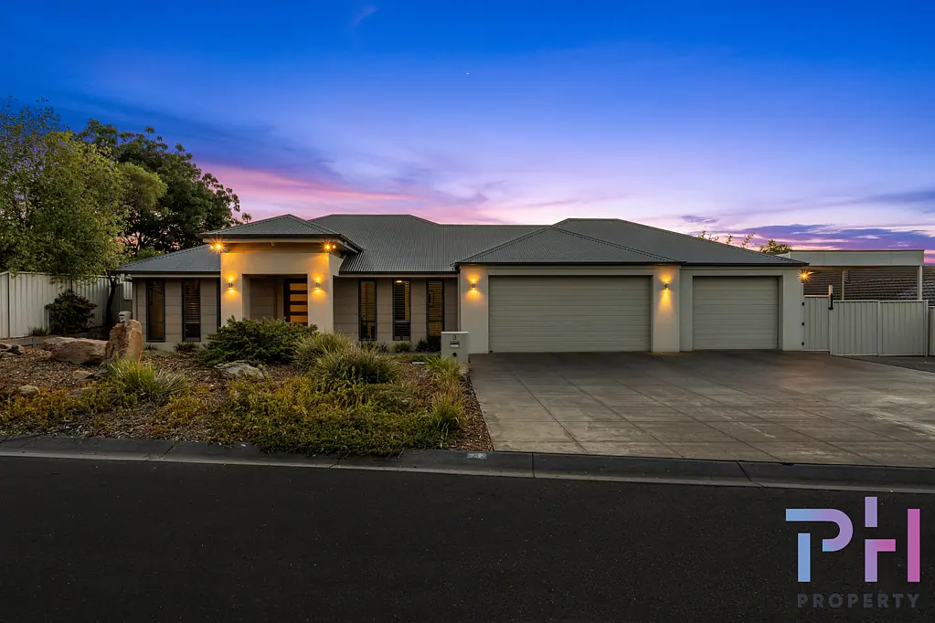 3 Pinnacle Terrace, Golden Square, VIC 3555