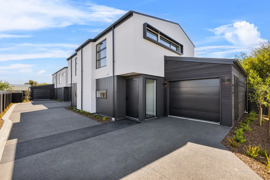 Somerfield 2कमरा Spacious new Townhouse + Garage - Prime Location