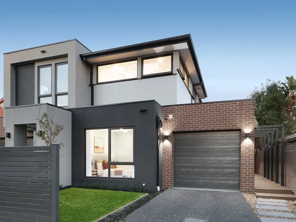 Brand New Luxury Living in McKinnon Zone Address