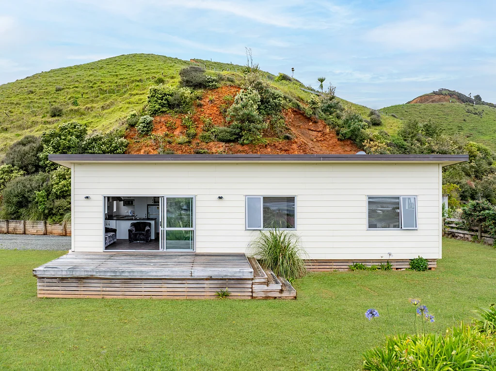 Marokopa 3房  Welcome to the famous Marokopa