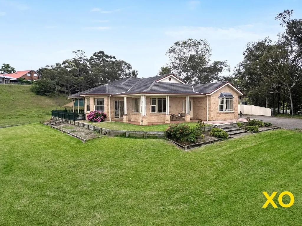 Singleton 4 Bedroom Spacious Family Home on Five Acres, Close to Town