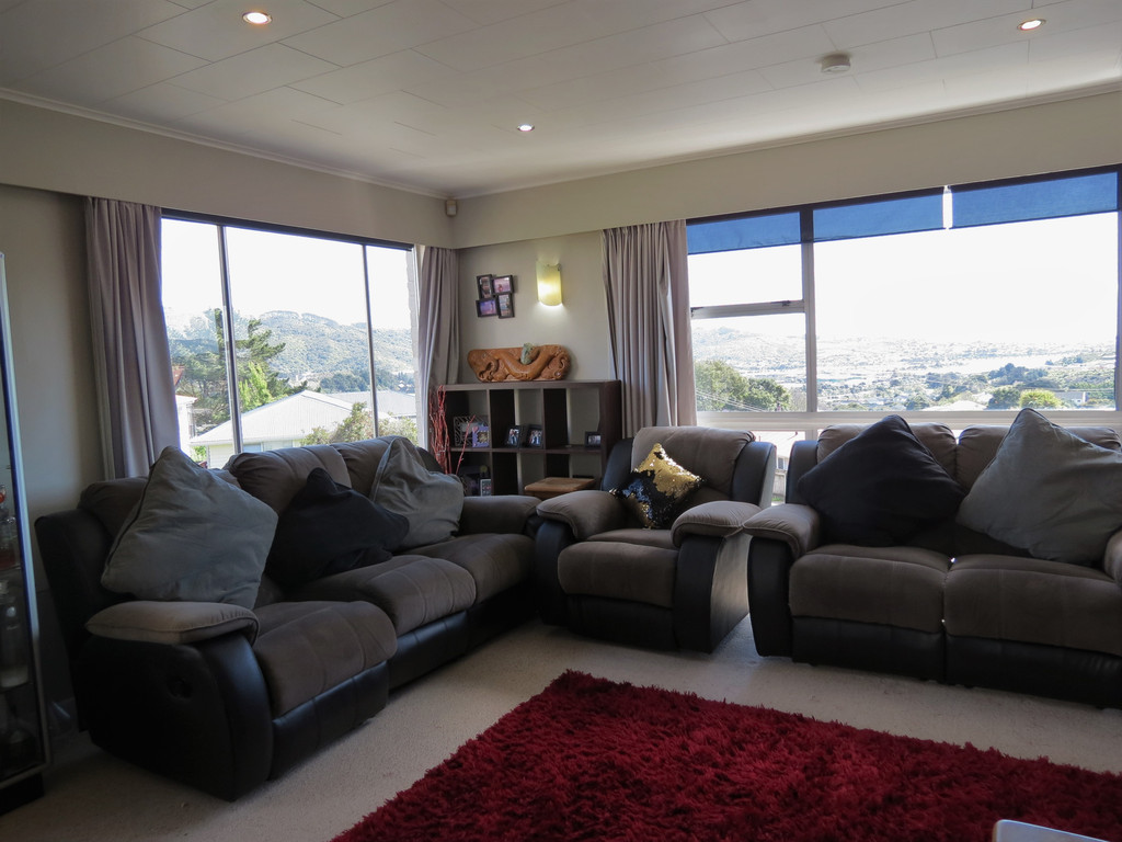 33 Ernest Street, Porirua East, Porirua, 5 Schlafzimmer, 0 Badezimmer