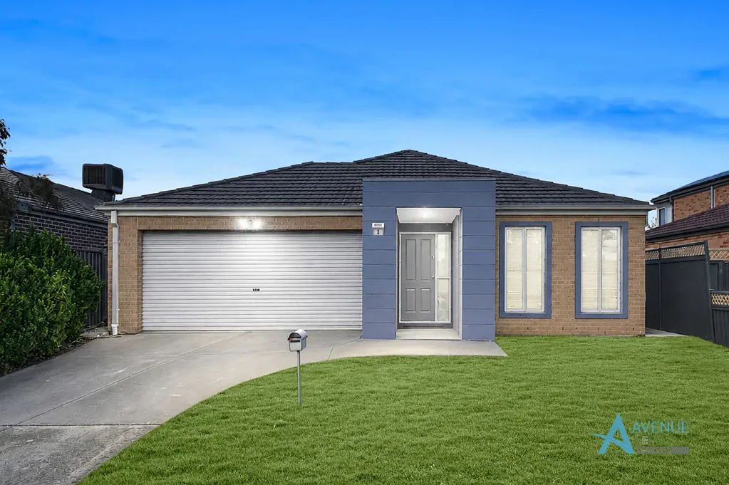 Caroline Springs 3房 宽敞家庭港湾 | 三个起居区 | 宁静小巷位置！ Spacious Family Sanctuary | Three Living Areas | Quiet Court Location!