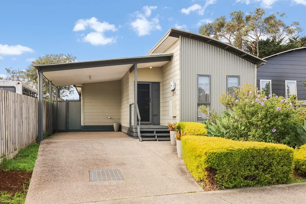 Cowes 3房  Low Maintenance Living