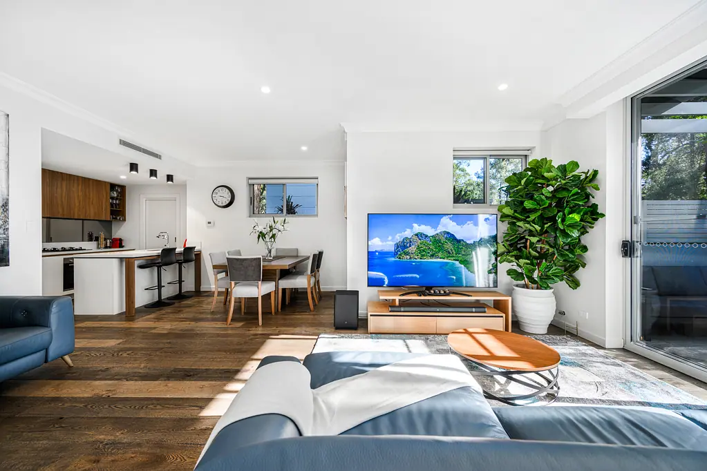 St Ives 3બેડરૂમ Spacious Townhome Living with Private Lift & Sunny Gardens