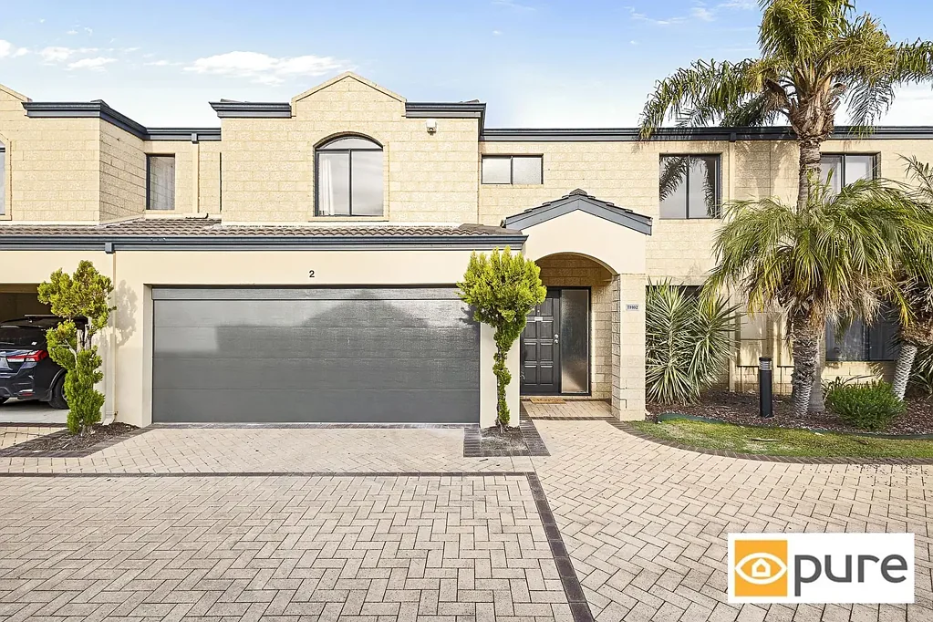 TWO STOREY 3 X 2 TOWNHOUSE