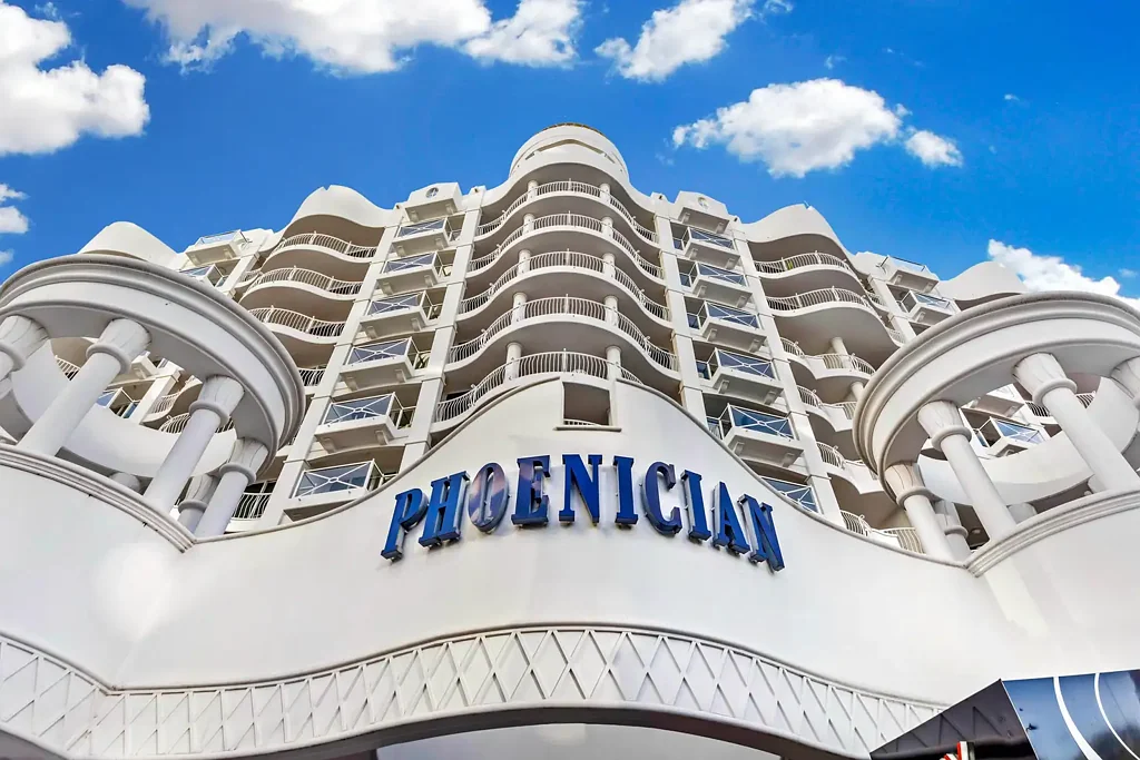 Broadbeach 1房  Renovated Broadbeach Gem - The Ultimate Lifestyle, Holiday Escape or Smart Investment.