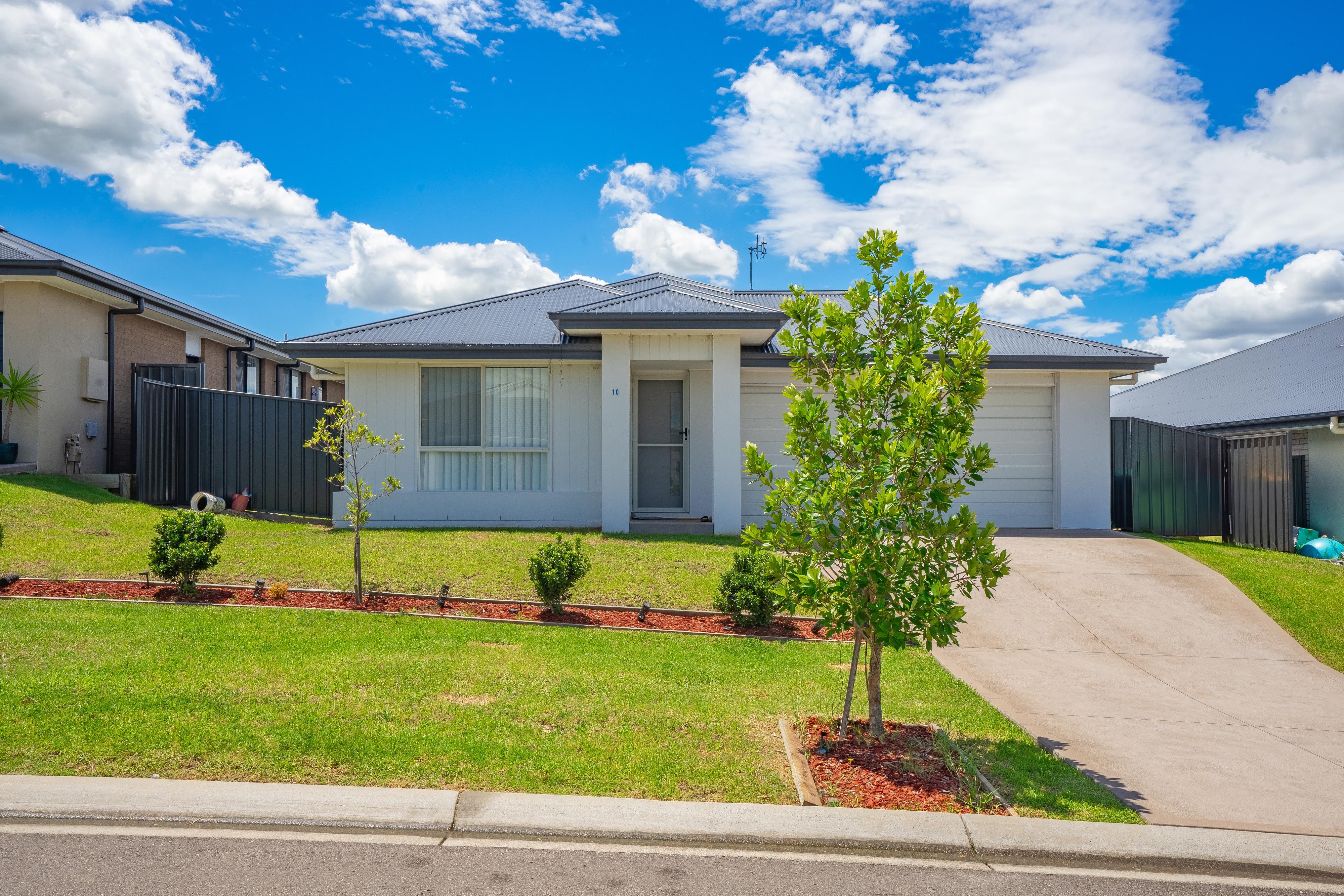 10 CRESTWOOD RD, THORNTON NSW 2322, 0 rūma, 0 rūma horoi, House