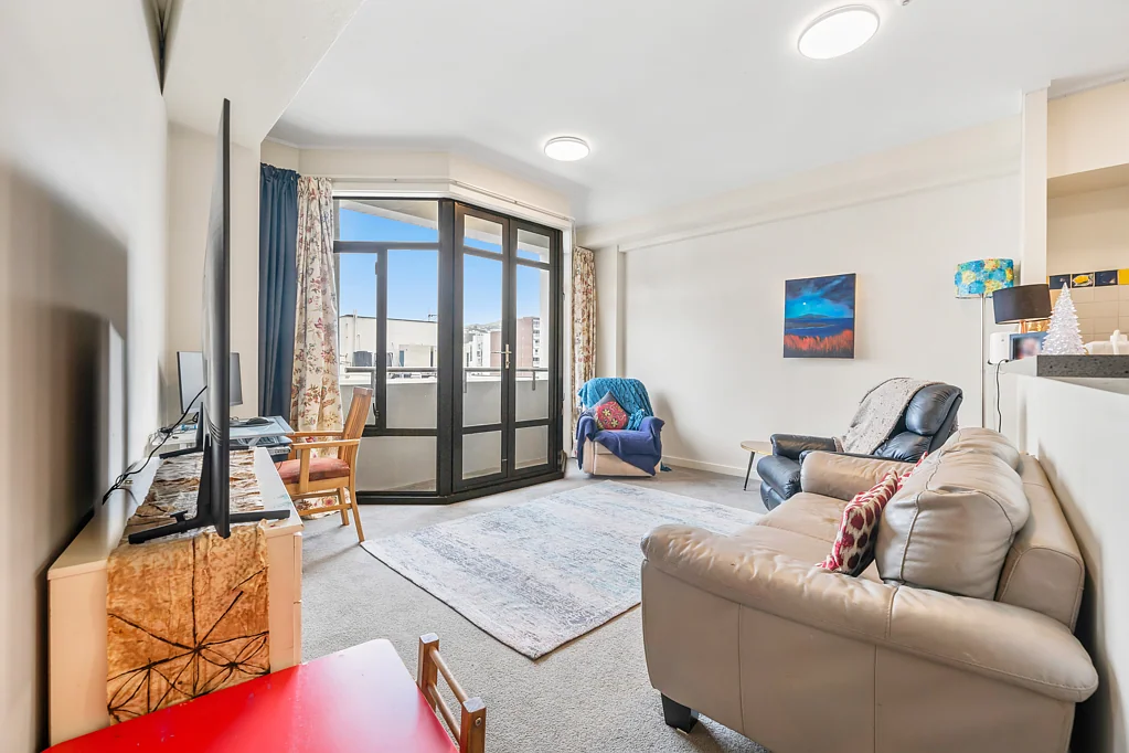 5C/16 Kent Terrace, Mount Victoria, Wellington