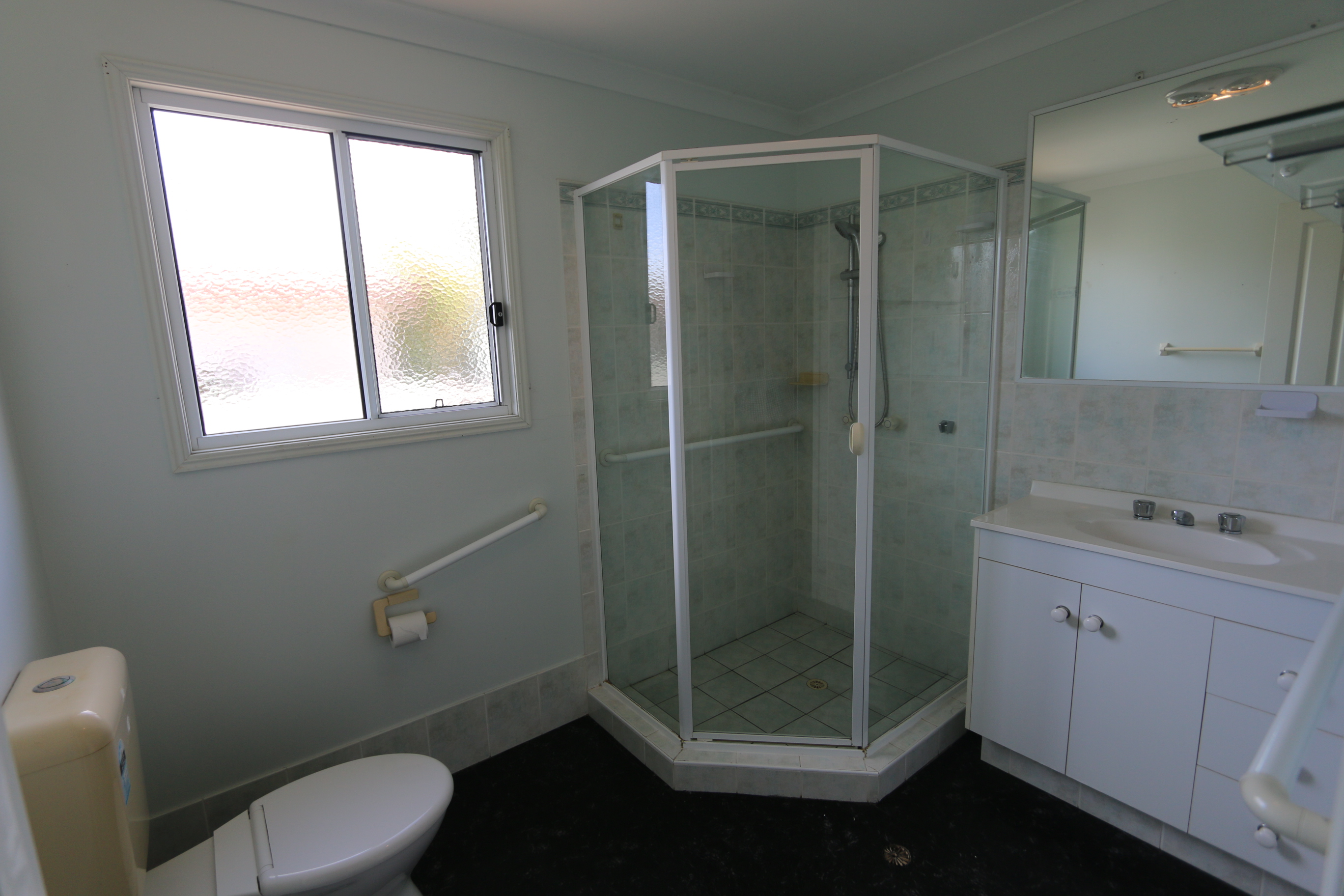 BRIBIE PINES ISLAND VLGE UNIT 259 126 COTTERILL AV, BONGAREE QLD 4507, 0部屋, 0バスルーム, House