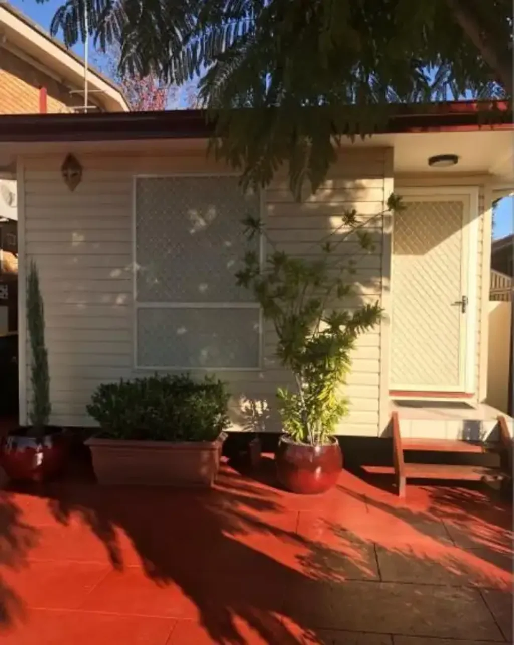 Modern Two Bedroom Granny Flat - Utilities Included