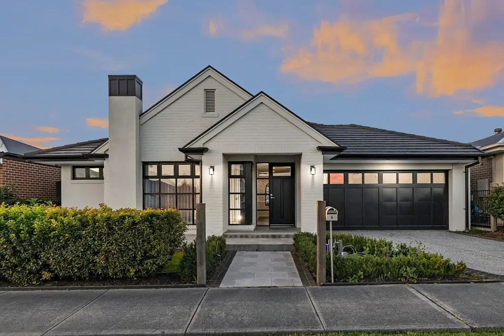 Wollert 4બેડરૂમ A Beautifully Crafted Family Sanctuary