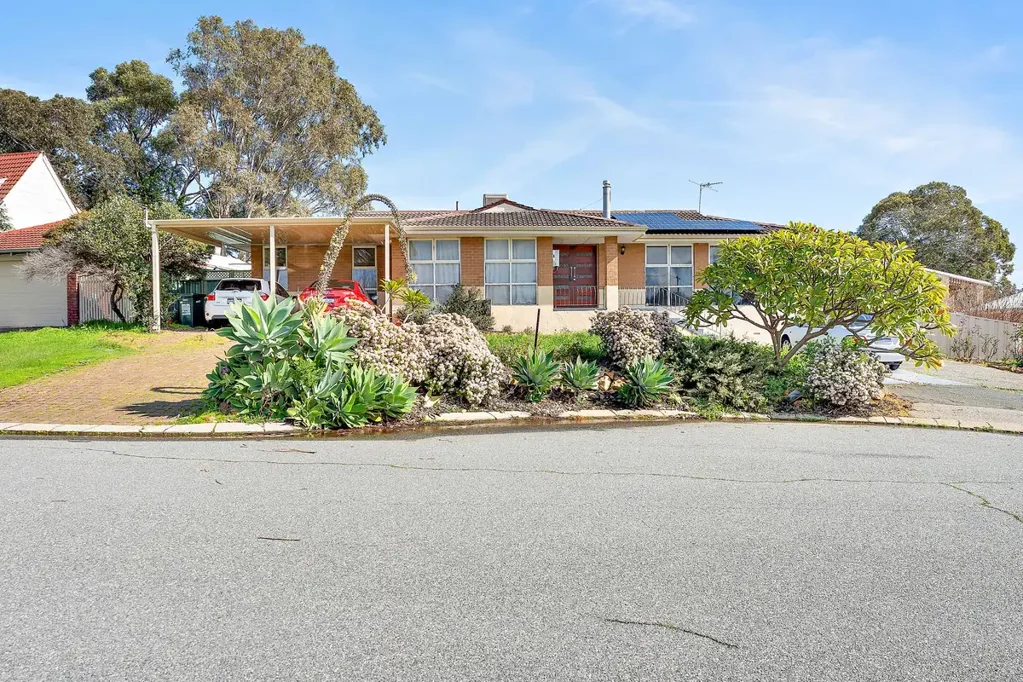 Mount Nasura 3 Bedroom Great Investment Opportunity