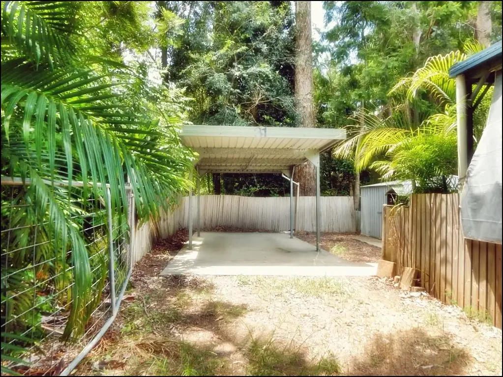 Kybong 1 Bedroom Kybong - New Owner WANTED Needs YOU for the touch of LOVE Pet Friendly, Private.