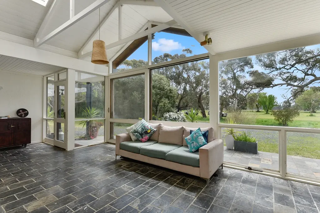 Coonawarra 5房  Live the Limestone Coast Dream in the Coonawarra