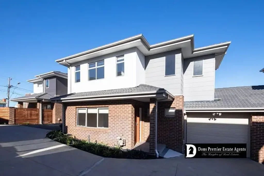 Modern 2 Bedroom Townhouse in Prime Dandenong Location