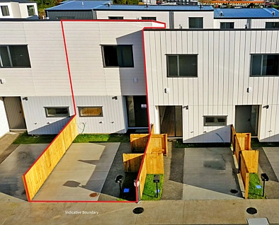 New Lynn 2 bedroom townhouse