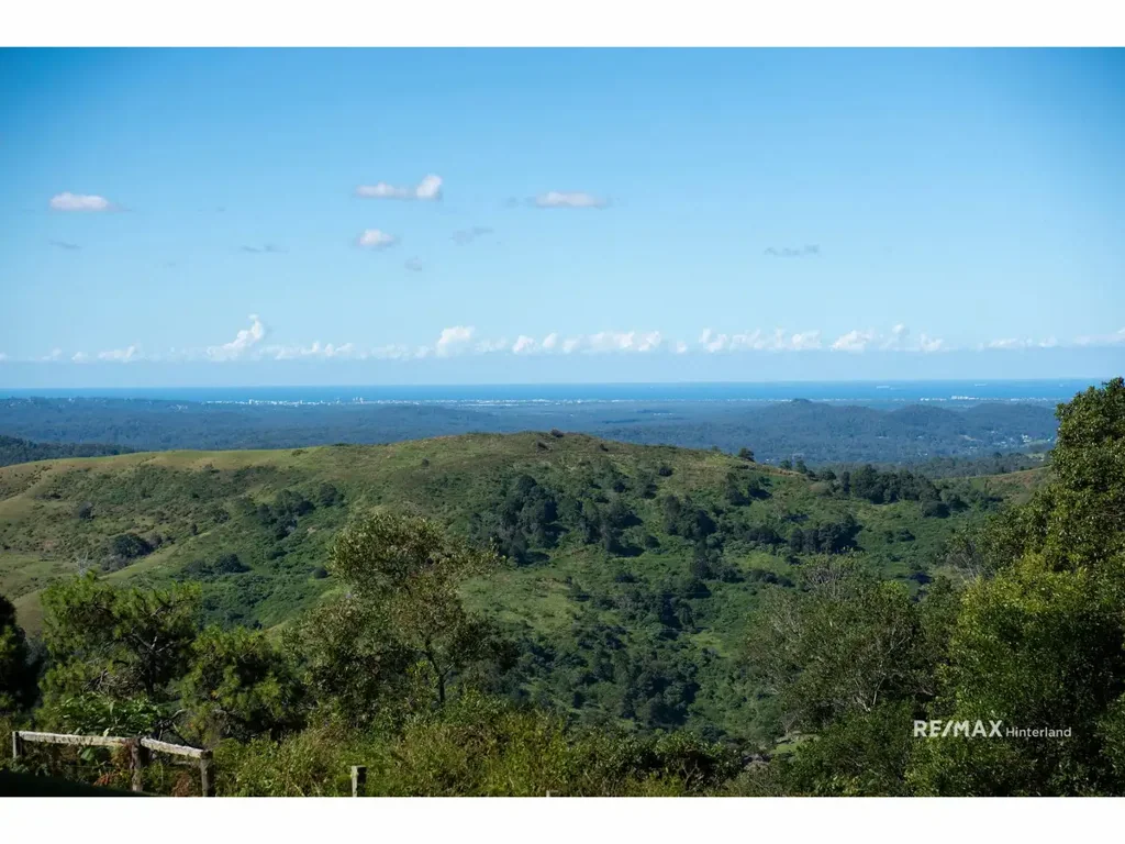 Balmoral Ridge 6Phòng ngủ Views Views Views!!!