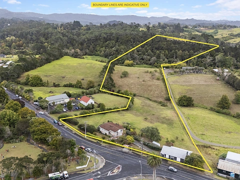 Oratia 3房  HUGE Land, HUGE Opportunity!!!