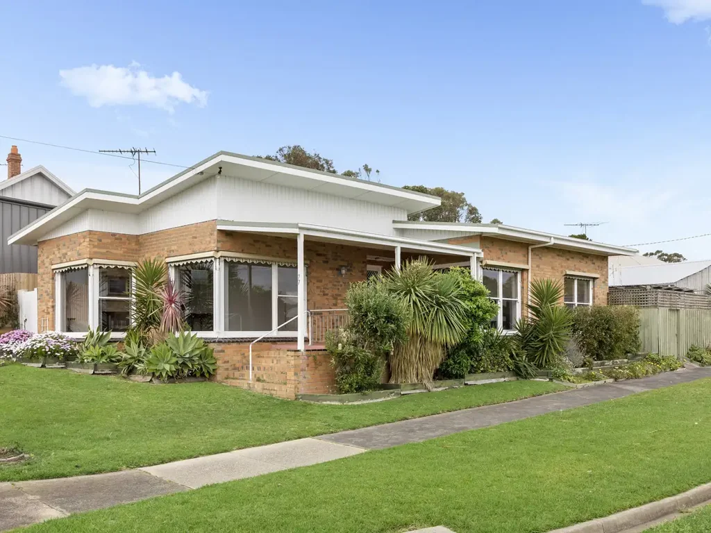 Queenscliff 3Kwarto Mid-Century Charm with Stunning Water Views