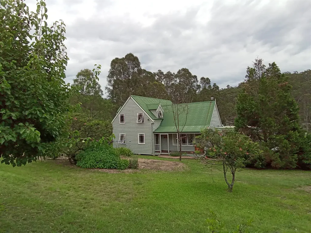 Putty PICTURESQUE AND PRIVATE HAVEN