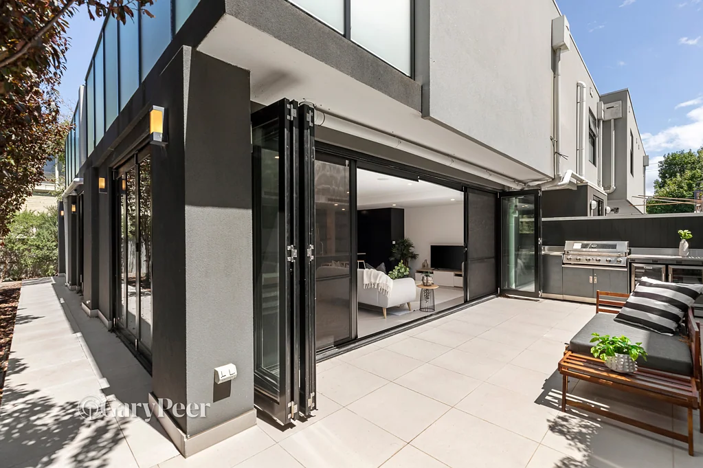 2/140 Hotham Street, St Kilda East, VIC 3183