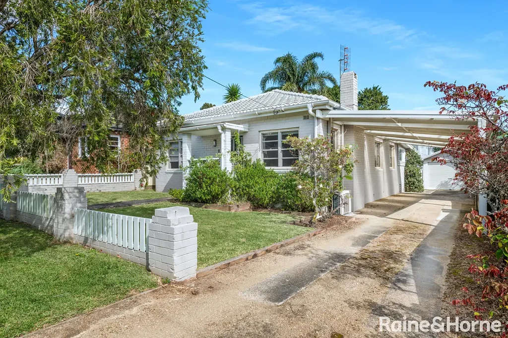 Nowra 3房  Character, Comfort and Space - Close to the CBD