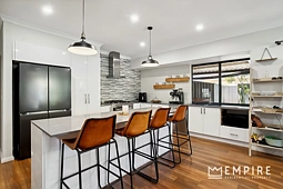 1 Bilcich Gardens, Spearwood