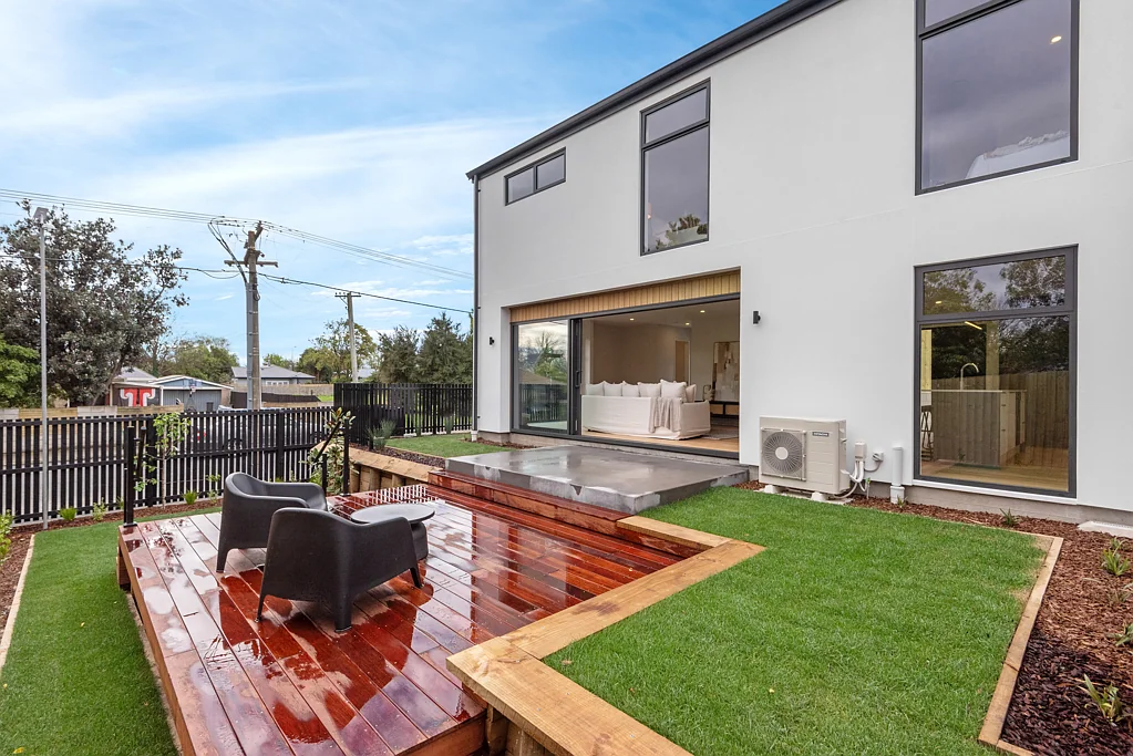 Hillsborough 3Moenga Stylish, with Thoughtful and Practical Design