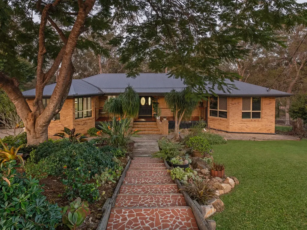 12 Tenville Circuit, Deebing Heights, QLD 4306