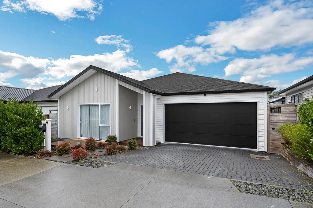 Kumeu 4Zimmer Premium Family Living with Style& Income Potential