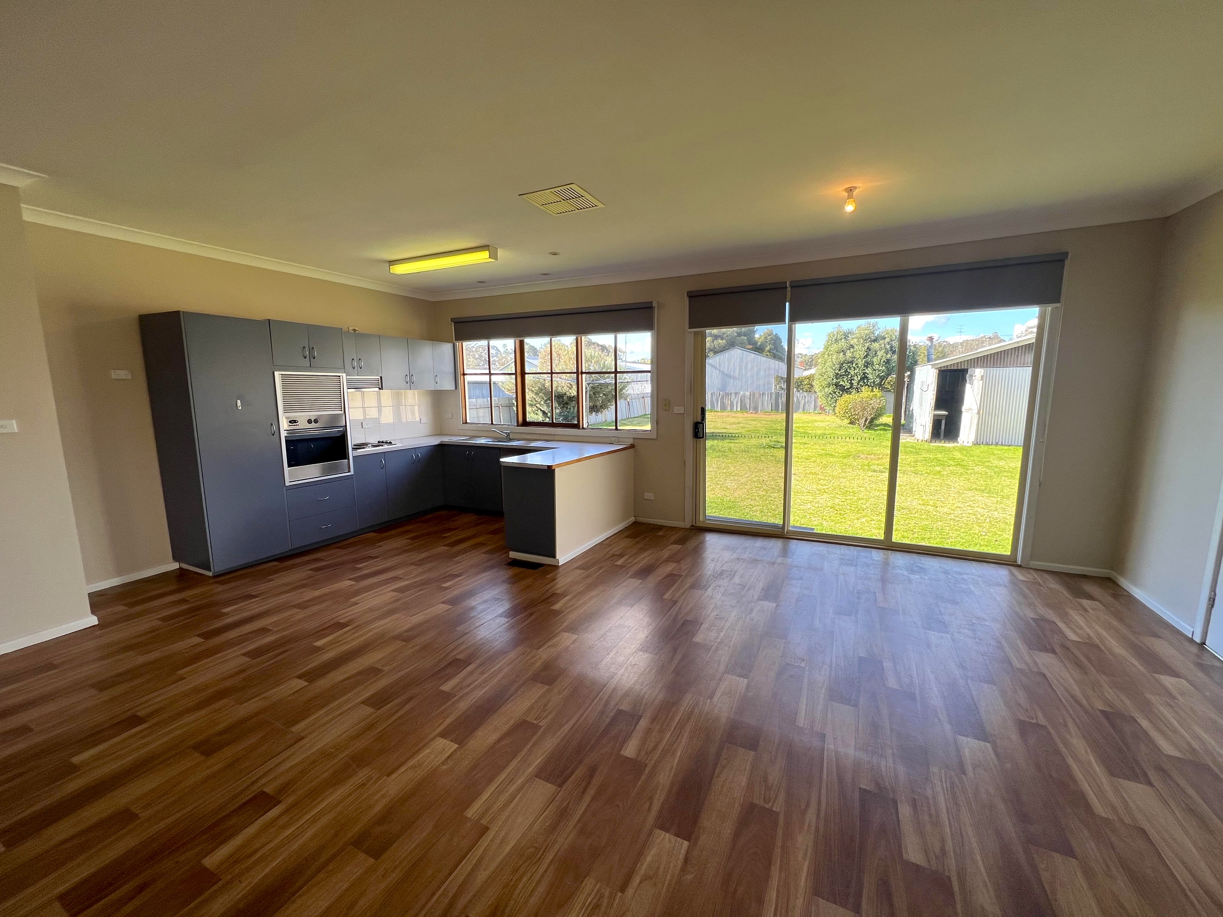 517 POICTIERS ST, DENILIQUIN NSW 2710, 0 침실, 0 욕실, House