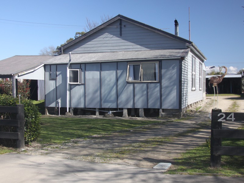 24 Wilkin Street, Rotherham, Hurunui, 2 phòng ngủ, 1 phòng tắm