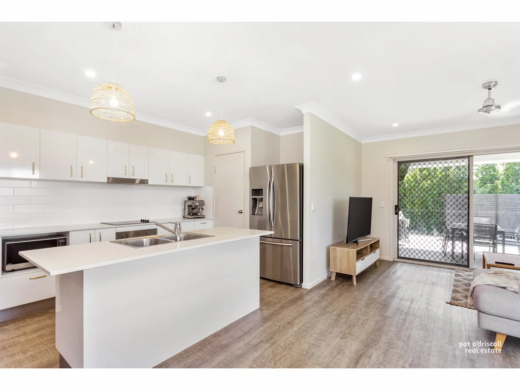 2 Adelie Court, Parkhurst, QLD 4702