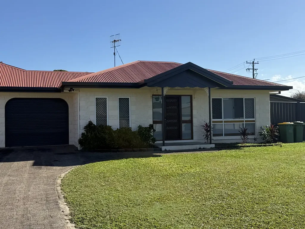 2 Bedroom Duplex with Quiet Neighbours - $560 Week