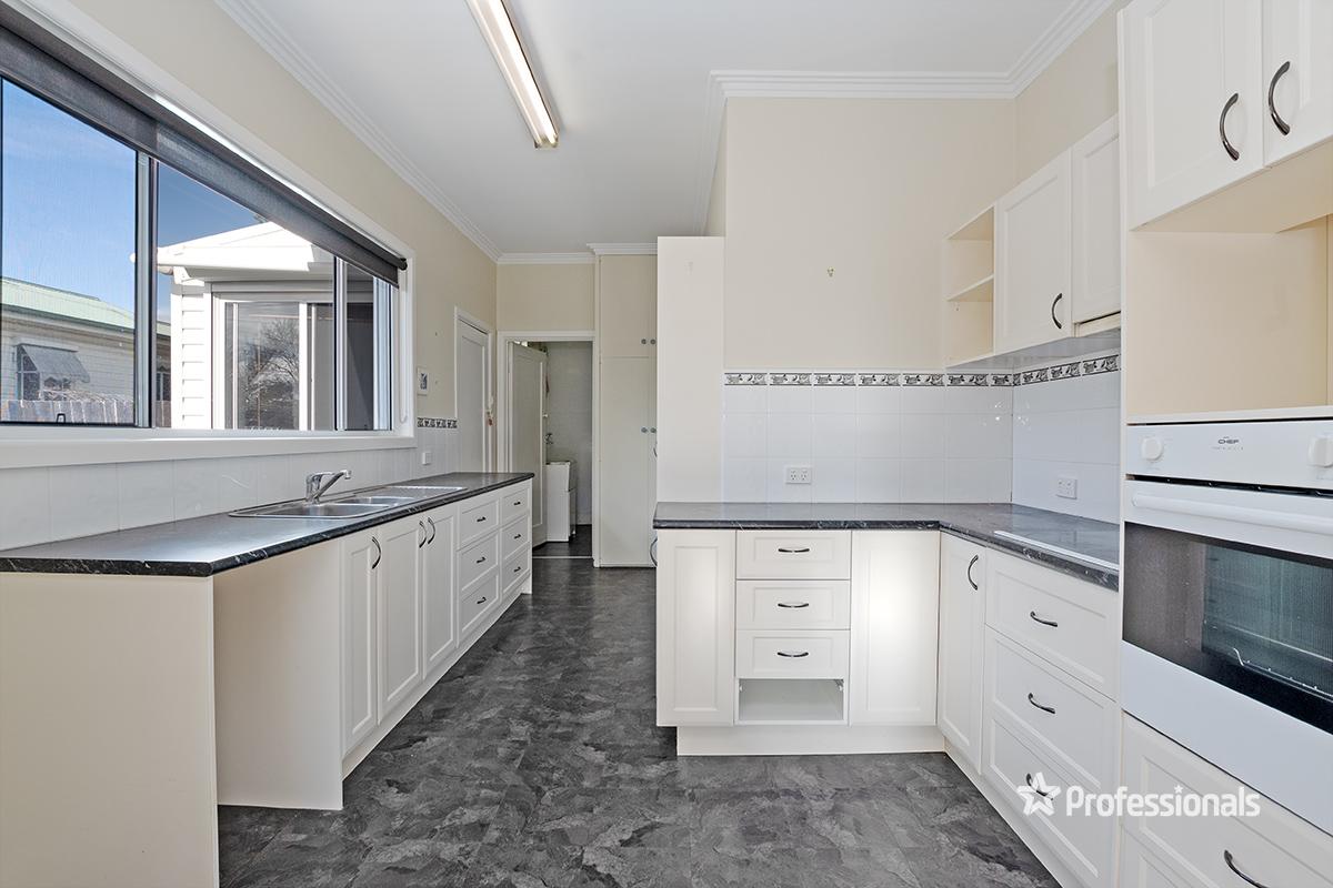 6 MORONGO AV, HAMILTON VIC 3300, 0房, 0浴, House