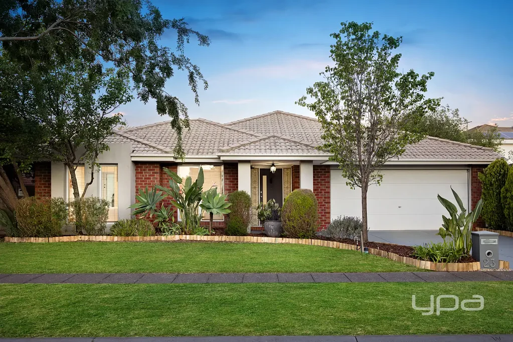 Point Cook 4कमरा Exquisite Family Living in a Prime Location