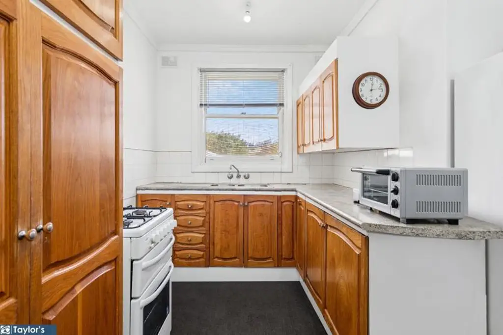 Davoren Park 3房  UPDATED DUPLEX WITH POTENTIAL ON A GENEROUS BLOCK