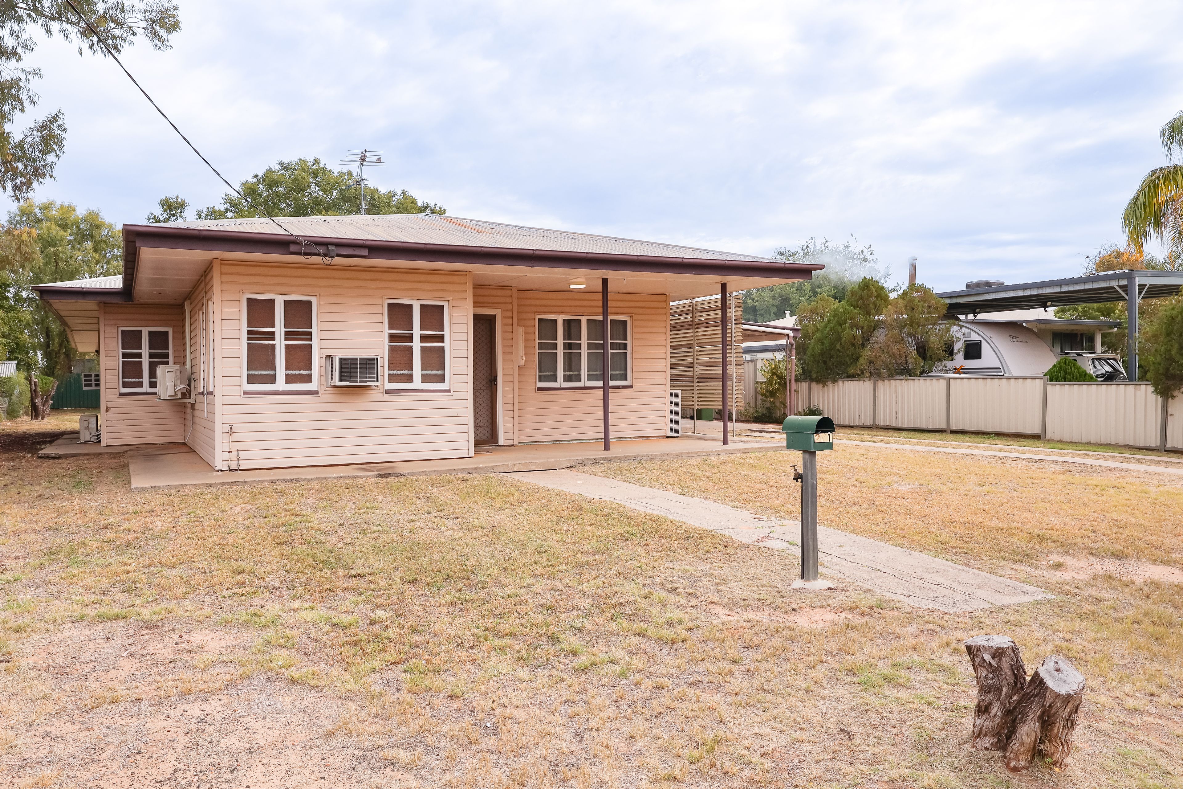 271 EDWARDES ST, ROMA QLD 4455, 0 Bedrooms, 0 Bathrooms, House