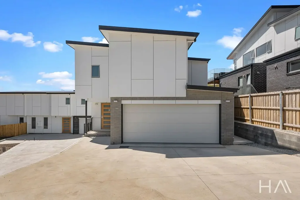 Tranmere 3 Bedroom Your Dream Home Awaits in Tranmere's Most Sought-After Location