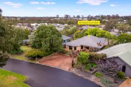 18 Yellow Gum Walk, Margaret River