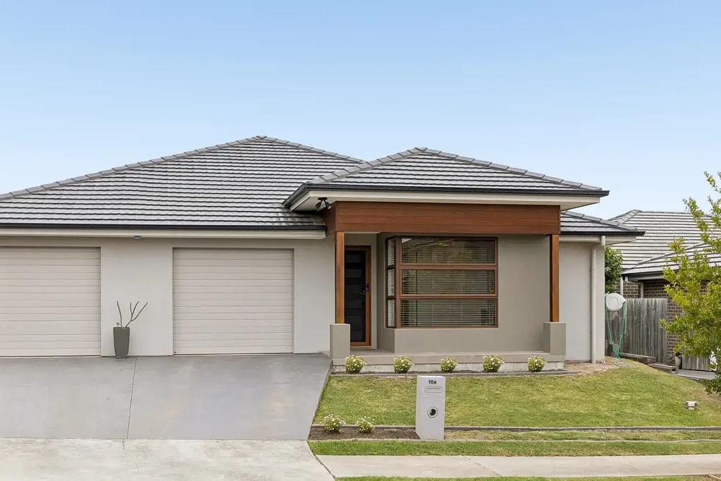 Oran Park 4બેડરૂમ Warm Family Living with Space to Entertain