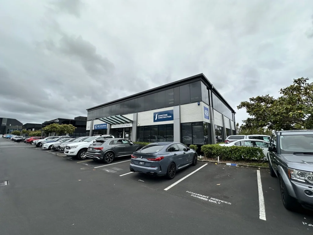 Avondale Tidy Ground Floor Office Available