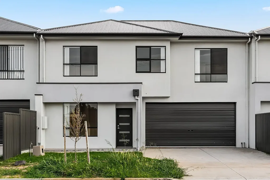 Salisbury 3ਬੈੱਡਰੂਮ Brand New 2-Storey Seeks Lucky First Owners!