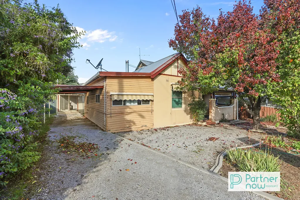Tamworth 5Habitaciones House + Unit Package Near Hospital